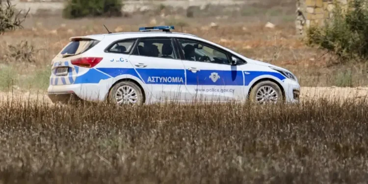 Σοκ στην Κύπρο: Αστυνομικός πυροβόλησε τη σύζυγό του και στη συνέχεια αυτοκτόνησε