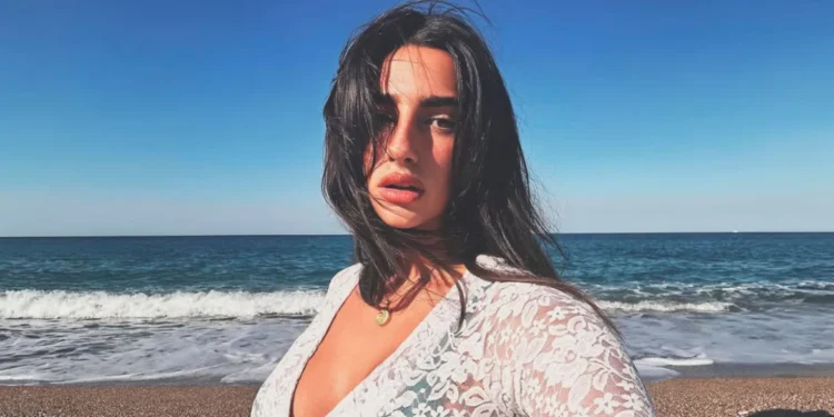 Ποια είναι η Danae με το viral κομμάτι «Ki Allo» που κάνει πανικό στο TikTok