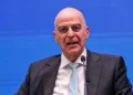 Δένδιας για τις πρώτες εθελόντριες στον Στρατό: Μεγάλο βήμα για την ισότιμη εκπροσώπηση των γυναικών στις Ένοπλες Δυνάμεις