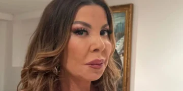 Άντζελα Δημητρίου: «Ετοιμάζω το βιβλίο μου – Μπορεί να γίνει και ταινία»