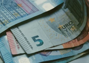 Δάνεια νόμου Κατσέλη: Σε άμεση ισχύ οι μειώσεις δόσεων για τους δικαιούχους