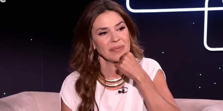 Ναταλία Δραγούμη: Πώς μια topless φωτογραφία σε παραλία της Ύδρας της άνοιξε την πόρτα για δουλειές