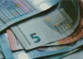 ΔΥΠΑ: Έρχεται μια σημαντική αλλαγή στις πληρωμές δύο «ειδικών» επιδομάτων ανεργίας – Αναλυτικά παραδείγματα