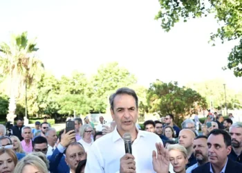 Η «μάχη» της Πελοποννήσου για τη ΝΔ: Γαλάζια εξόρμηση με το «βλέμμα» στον Αντώνη Σαμαρά