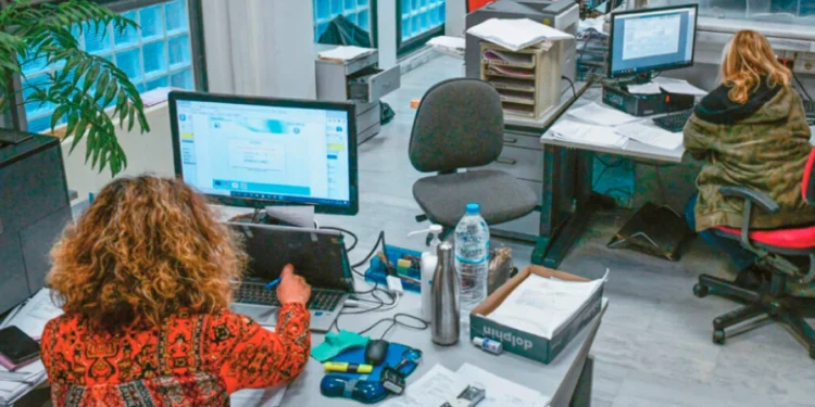 Πάνω από τις μισές εργατικές διαφορές επιλύθηκαν το 2025 μέσω της Επιθεώρησης Εργασίας, διευθετήθηκαν συνολικά 6.372 υποθέσεις