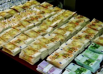 Βόλος: Βρέθηκαν τα περισσότερα χρήματα από τα 370.000 ευρώ που βούτηξαν από τον 13χρονο στην υπόθεση εκβιασμού