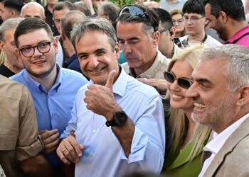 Μήνυμα Μητσοτάκη στους αναποφάσιστους από το Αιγάλεω: Μισθοί, ακρίβεια και το στοίχημα