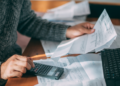 ΔΕΘ: Στο τραπέζι μειώσεις φόρων, μέτρα για επιχειρήσεις και ευάλωτους με αγώνα δρόμου για να «γεμίσει» το πακέτο