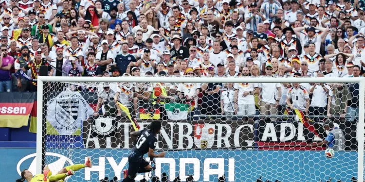 Η Παραγουάη απέκλεισε τη Γερμανία 4-3 στα πέναλτι και πέρασε στους «16» του Μουντιάλ 2026, σοκ για τα «πάντσερ»