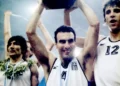 39 χρόνια από το έπος της Εθνικής μπάσκετ: Ο θρυλικός Γκάλης, ο «τίμιος γίγαντας» Καμπούρης και η πρώτη «επίσημη αγαπημένη»