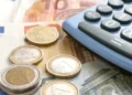 «Κλειδώνει» η ρύθμιση των 72 δόσεων, ποιοι οφειλέτες μένουν εκτός – Όλο το πλαίσιο της διάταξης