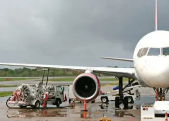Η ΕΕ καθησυχάζει για επάρκεια αεροπορικών καυσίμων το καλοκαίρι – Δεν βλέπει ελλείψεις το 2026