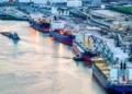 «Ουρά» τα άδεια δεξαμενόπλοια LNG στο Κατάρ, έτοιμα να φορτώσουν ενόψει αύξησης της παραγωγής