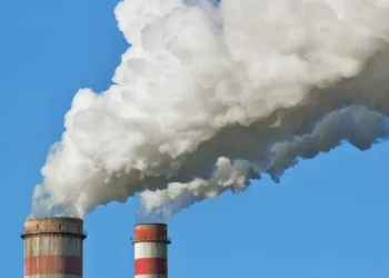 Πως θα μοιραστούν φέτος τα χρήματα που κερδίζει η Ελλάδα από τα δικαιώματα εκπομπών CO2