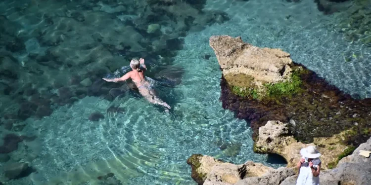 Καιρός σήμερα: Δυνατοί άνεμοι έως 8 μποφόρ σε Αιγαίο και Κρήτη – Στους 31 βαθμούς η θερμοκρασία στην Αττική