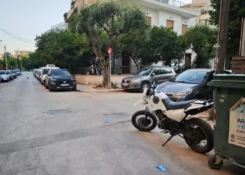 Καλλιθέα: Ερευνούν ακόμη 10 άτομα για τη δολοφονία του 15χρονου – Η κόντρα για τον έλεγχο της πλατείας