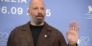 Γιώργος Λάνθιμος: «Δεν ξέρω αν θα κάνω άλλες ταινίες» – Η στροφή του βραβευμένου σκηνοθέτη στη φωτογραφία