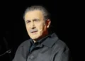 Λάκης Λαζόπουλος για Κώστα Καραμανλή: Με πλησίασε και μου είπε «κοψίδια τρώω μόνο, να το ξέρεις αυτό»