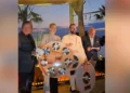 Κατερίνα Λιόλιου: «Το δικό μου DNA» έγινε πλατινένιο – Πλήθος καλλιτεχνών στην απονομή