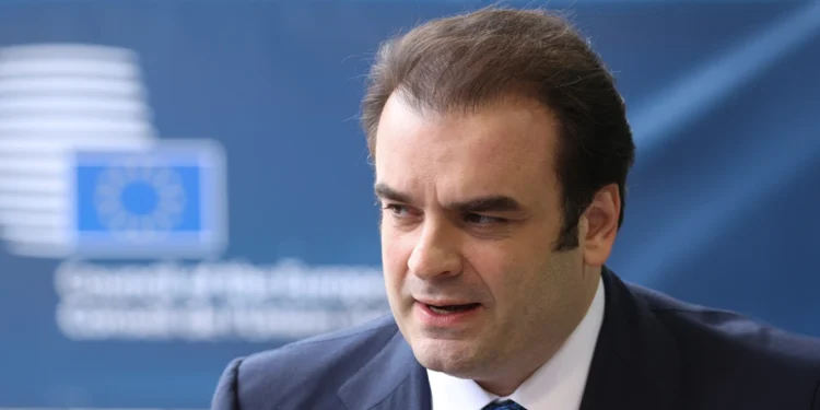 «Τέλος το Υπερταμείο»: Εθνικό Αναπτυξιακό Ταμείο με ρόλο πολλαπλασιαστή επενδύσεων