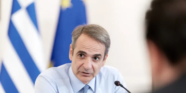 ΝΔ: Mπαράζ περιοδειών σε όλη την Ελλάδα και το τρίπτυχο Μητσοτάκη για αυτοδυναμία στη ΝΔ