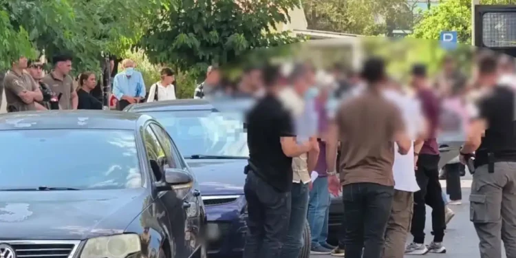 Κύκλωμα διαφθοράς στις πολεοδομίες: Και οι έξι προφυλακίστηκαν