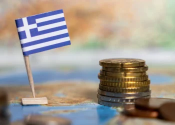 Προϋπολογισμός: «Διπλή εικόνα» τον Μάιο – Υστέρηση από ΕΦΚ λόγω κρίσης στα καύσιμα, υπεραπόδοση εσόδων και πλεόνασμα 2,2 δισ. πάνω από το στόχο