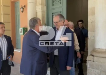 Σαμαράς από την Κρήτη: Ανοιχτά χαρτιά για νέο κόμμα – «Θα τα πούμε το απόγευμα»