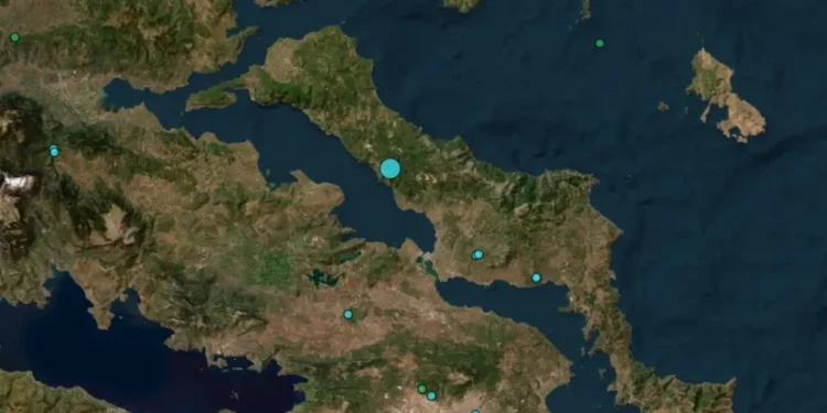 Τρεις ισχυροί σεισμοί ταρακούνησαν την Αττική: 5,2 Ρίχτερ ο ισχυρότερος, στην βόρεια Εύβοια το επίκεντρο