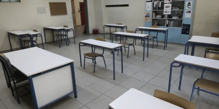 Σχολεία: Τέλος των εξετάσεων σήμερα στα Λύκεια – Πότε βγαίνουν τα αποτελέσματα
