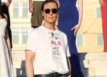 Βασίλειος Κωστέτσος: Έχω χάσει τη μητέρα μου από ALS, «δουλεύουν» μόνο τα μάτια και παρακαλούν να «φύγουν»