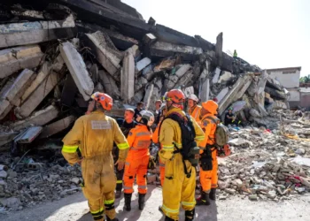 Βενεζουέλα: Πάνω από 58.000 κτίρια υπέστησαν ζημιές ή κατέρρευσαν – Οι διασώσεις μωρών που δίνουν ελπίδα και οι τετράποδοι ήρωες