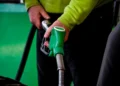 Eurostat: Δεύτερη μεγαλύτερη μείωση στην τιμή του ντίζελ στην ΕΕ πέτυχε η Ελλάδα