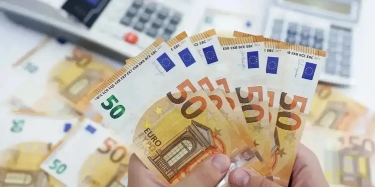 Επίδομα παιδιού 150 ευρώ: Τι ισχύει για εισοδηματικά κριτήρια, IBAN και συμπληρωματικές πληρωμές