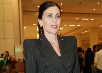 Κατερίνα Διδασκάλου: Με αφορά πολύ περισσότερο τη γίνεται στο Αφγανιστάν, παρά η κόντρα Βίσση και Καρβέλα