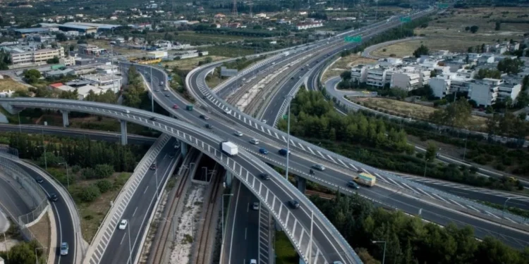 ΓΕΚ ΤΕΡΝΑ: Η Αττική Οδός ανεβάζει ταχύτητα – Σχεδόν 300.000 διελεύσεις την ημέρα