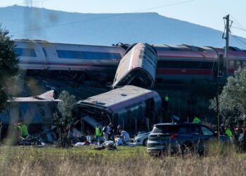 Τραγωδία στην Ισπανία: Σύγκρουση τρένων στο Τολέδο – Τουλάχιστον 39 νεκροί