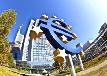 ΕΚΤ: Στα 9 δισ. ευρώ συρρικνώθηκε το πλεόνασμα τρεχουσών συναλλαγών της Ευρωζώνης τον Αύγουστο