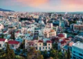Στεγαστική κρίση: 9+1 μέτρα για προστασία της πρώτης κατοικίας – Η λύση «δίνεις ακίνητο-σώζεις σπίτι», τι θα ισχύσει για δόσεις και προκαταβολές