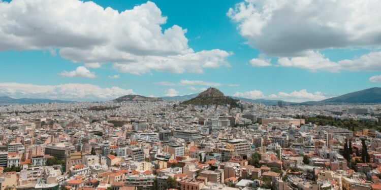 Σπίτι μου 3: Λιγοστεύουν τα διαθέσιμα σπίτια και εκτοξεύονται οι τιμές – Τι ανησυχεί την αγορά