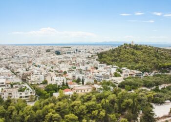 Λιγοστεύουν κι άλλο τα διαθέσιμα σπίτια για ενοίκιο στην Αθήνα: Από 10% έως 26,9% μείωση μέσα σε ένα χρόνο