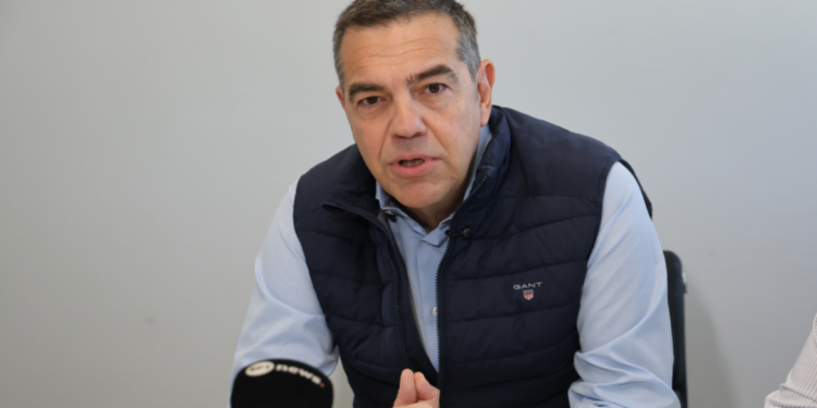 Τσίπρας: Εσκεμμένη κυβερνητική επιλογή τα υπερπλεονάσματα, αξιοποιούνται για την εξαγορά ψήφων