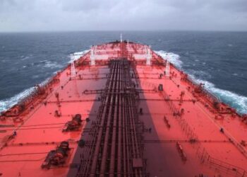 Τάνκερ με ρωσικό ντίζελ κατευθύνεται προς τη Νέα Υόρκη μετά τη συμφωνία Πούτιν-Τραμπ