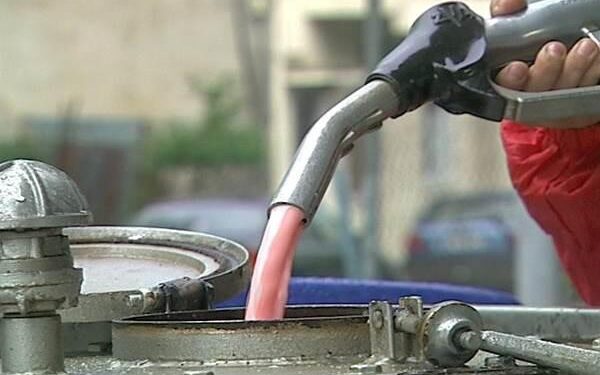 Ξεκινά σήμερα η διάθεση του πετρελαίου θέρμανσης – Με 1,55 ευρώ το λίτρο η τιμή εκκίνησης, με την έκπτωση των διυλιστηρίων