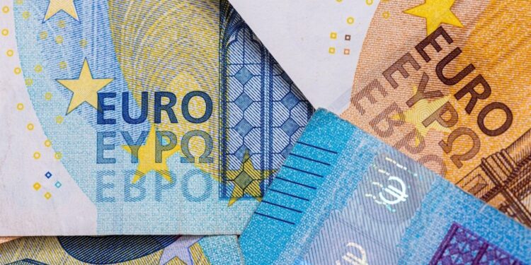 Συμφωνία της ΕΕ για τις τιτλοποιήσεις ξεκλειδώνει δισεκατομμύρια από τις τράπεζες για ανάπτυξη και άμυνα