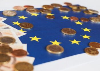 Επιβράδυνση για την επιχειρηματική δραστηριότητα της Ευρωζώνης τον Οκτώβριο – Η Γαλλία φρέναρε τον PMI