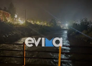Δραματικές ώρες στη Βόρεια Εύβοια από την κακοκαιρία: Υπερχείλισε ο ποταμός Κηρέας, πλημμύρες και μήνυμα από το 112
