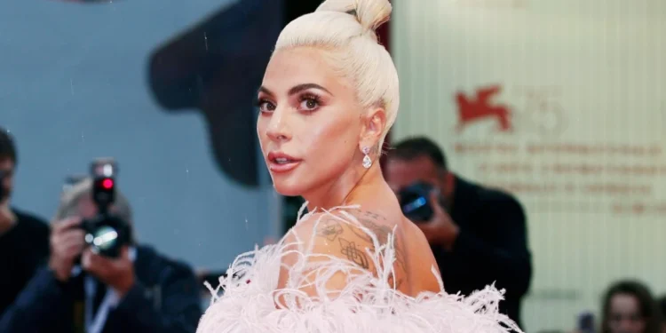 Η Lady Gaga άφησε να εννοηθεί ότι θα κυκλοφορήσει νέα μουσική με ένα σχόλιό της στα social media