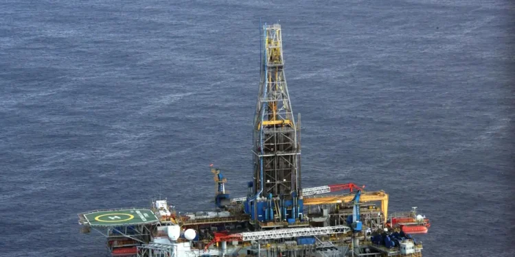 Μάιο με Ιούνιο τα αποτελέσματα της πρώτης γεώτρησης για υδρογονάνθρακες στο Ιόνιο