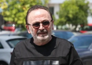 Σταμάτης Γονίδης για Ηλία Κασιδιάρη: Αν γύριζα τον χρόνο πίσω θα τα ξανάλεγα, δεν είμαι φασίστας είμαι αρτίστας